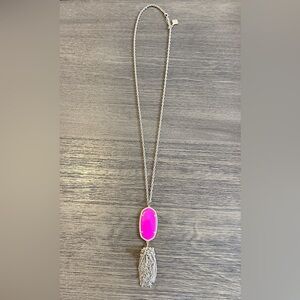 Kendra Scott Magenta Pink Gold Rayne Long Oval Pendant Necklace Tassel